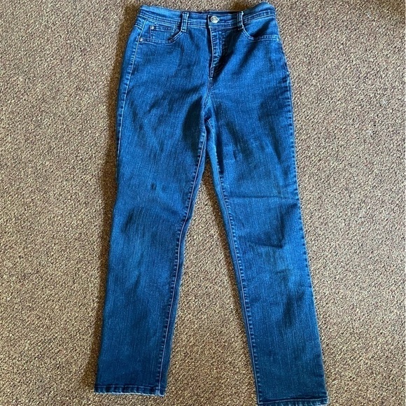STYLE & Co Tummy Control Jeans With Great Pocket Detail And Back Seam. Fabulous! - Picture 1 of 10